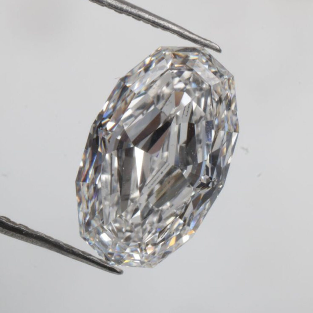 The Surprising Benefits of Choosing Lab-Grown Diamonds